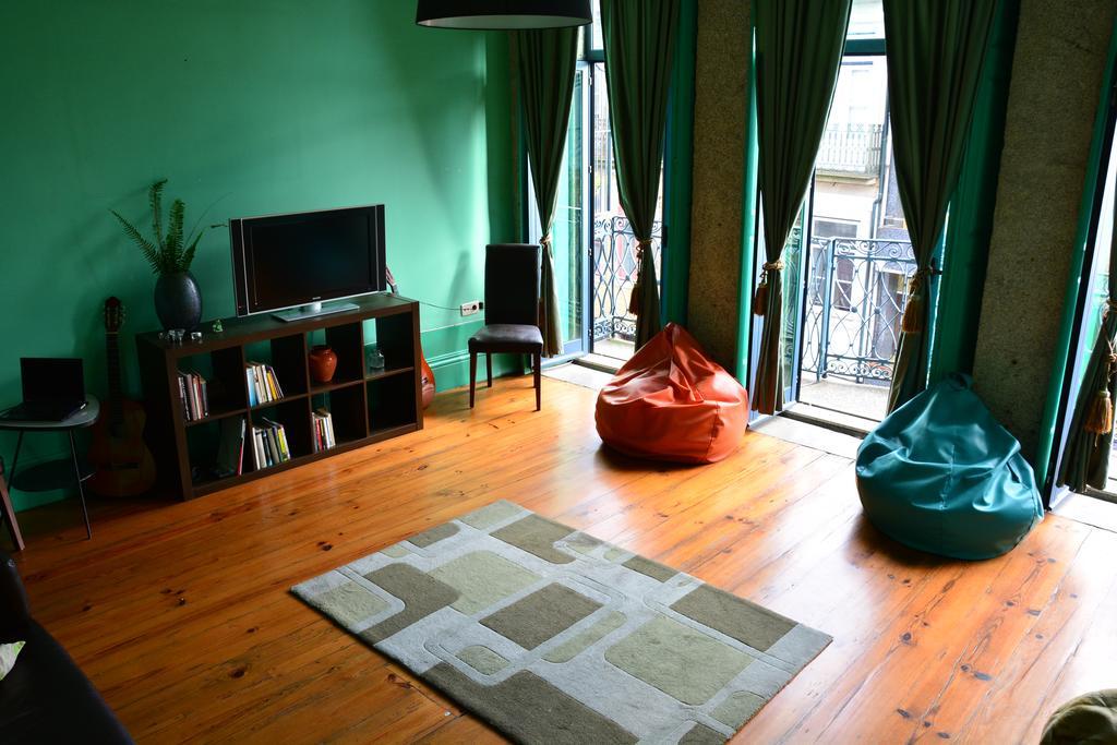 Alma Porto Hostel Bagian luar foto