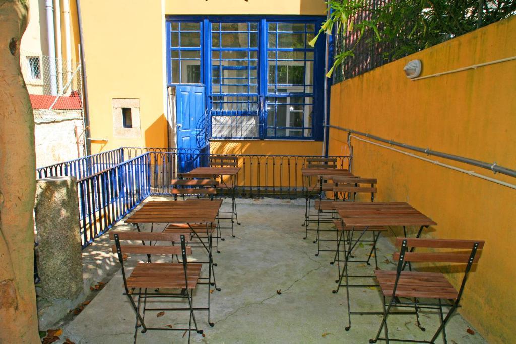 Alma Porto Hostel Bagian luar foto