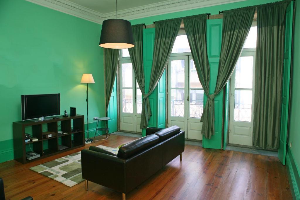 Alma Porto Hostel Bagian luar foto